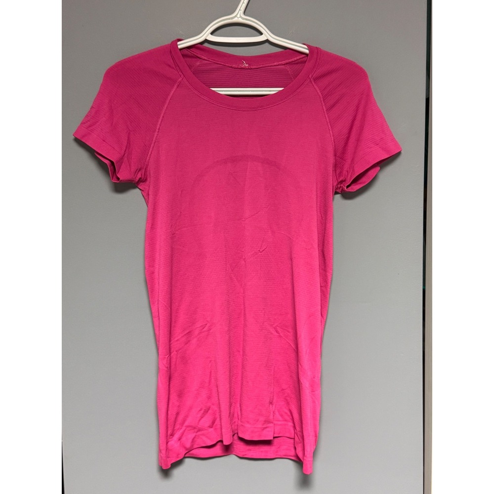 Lululemon Swiftly Tech Short Sleeve 2.0 Pink Magenta Athletic Shirt Size 6